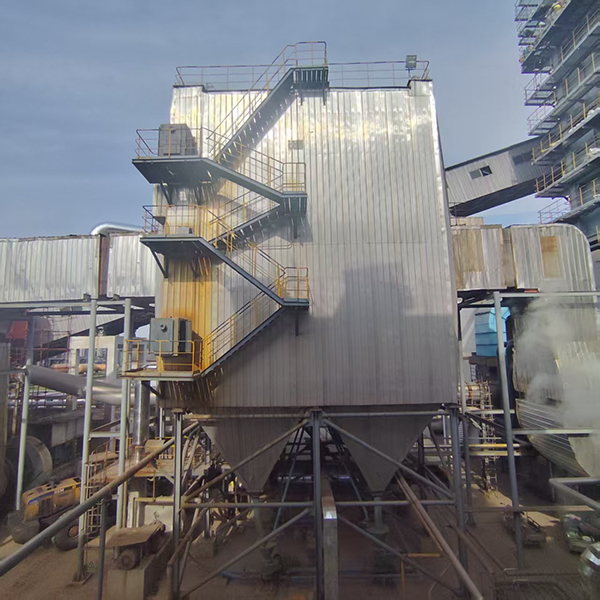 电袋陕西除尘器工程案例： 130T/h锅炉配套电袋陕西除尘器